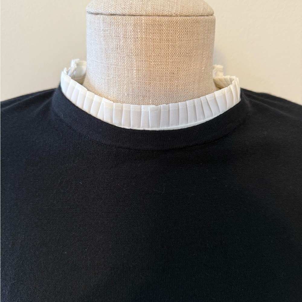 Vila Milano Black and White Ribbed Collar Flutter Sleeve Top - Picture 2 of 8